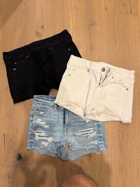 American Eagle Pack of 3 Women's Distressed Denim Shorts